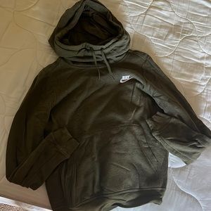 Green nike sweatshirt